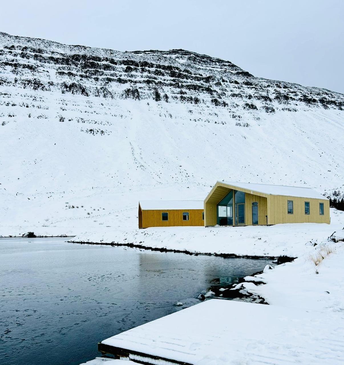Fisk Club Cottages - Captain'S House Sudureyri Bagian luar foto