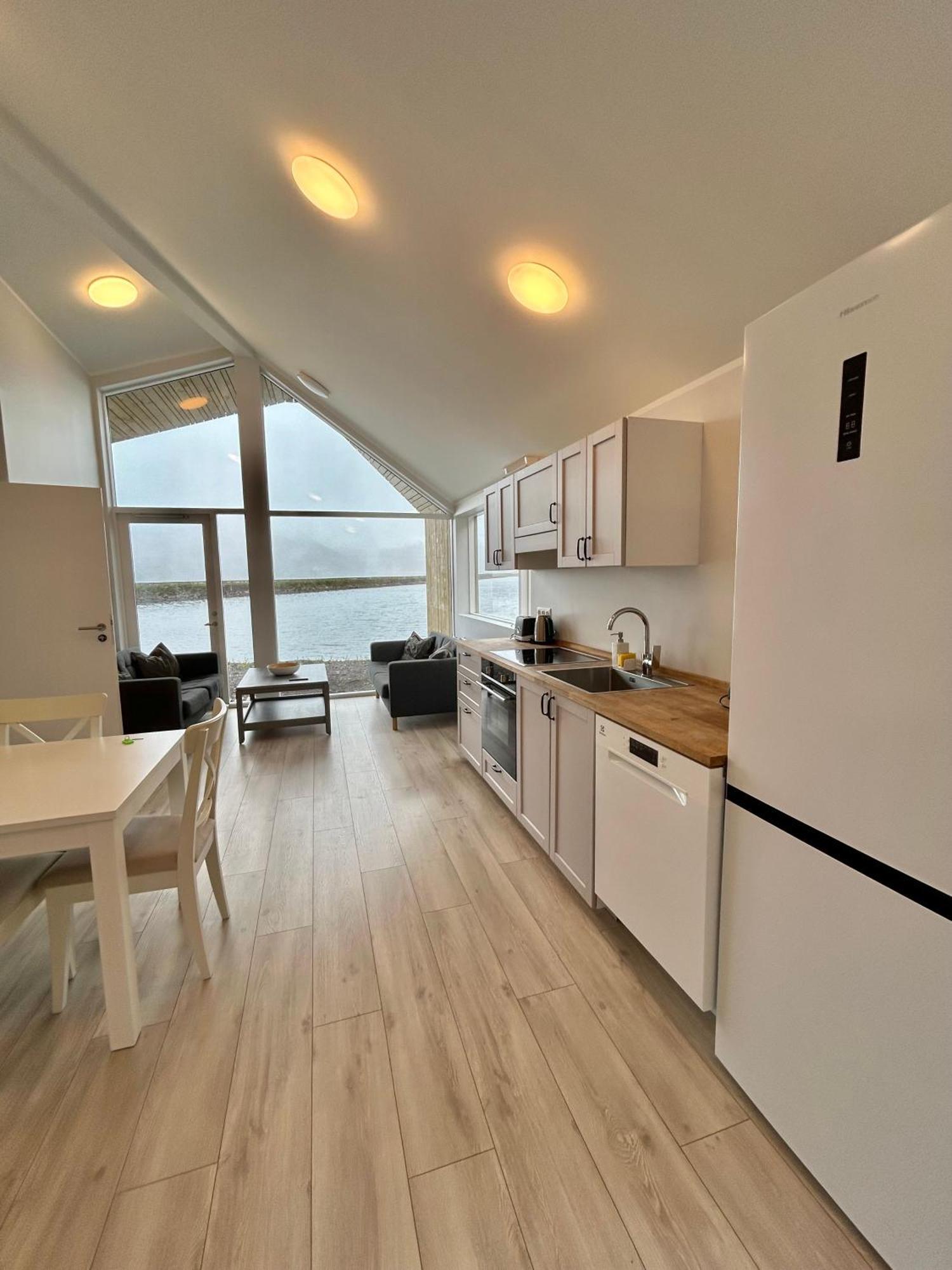 Fisk Club Cottages - Captain'S House Sudureyri Bagian luar foto